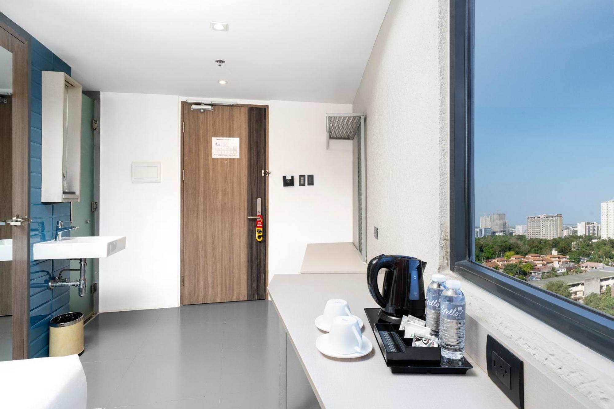 Yello Hotel Cebu Powered By Cocotel Room photo